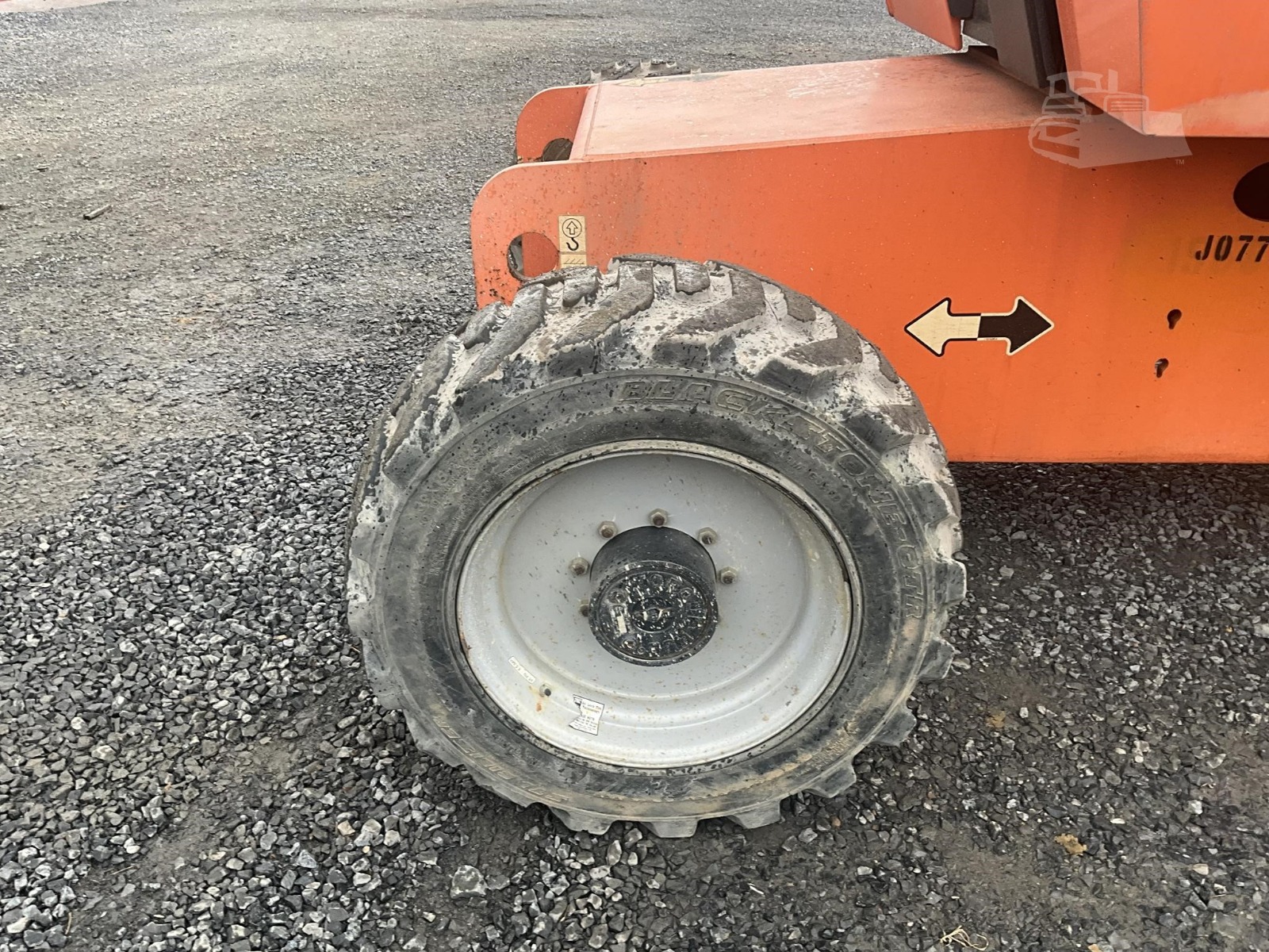 Telescopic Boom Lift - View 2